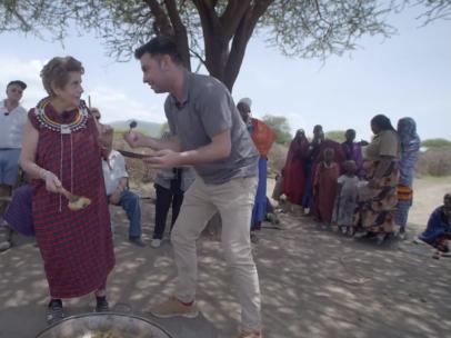 María Luisa y Arturo Valls, en 'Por el mundo a los 80'.