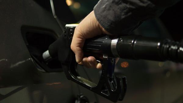Ahorrar gasolina es posible: estos son los 10 pasos de la OCU para conseguirlo Ahorrar gasolina es posible: estos son los 10 pasos de la OCU para conseguirlo