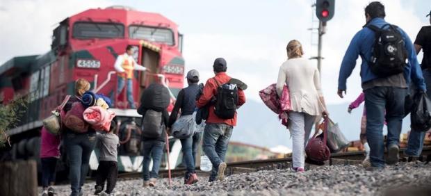 Migrantes centroamericanos intentan llegar a EE UU