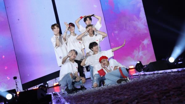BTS BTS