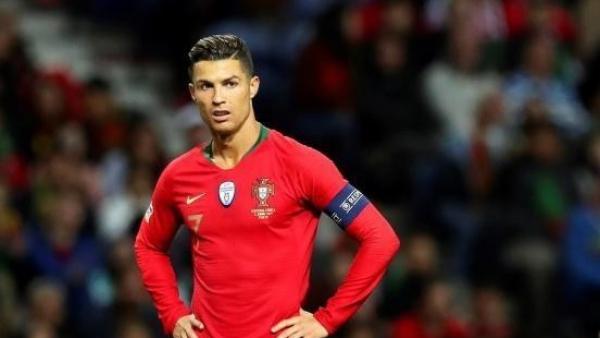 Cristiano Ronaldo Cristiano Ronaldo