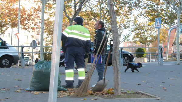 El nombre d'aturats puja en 639 persones al juliol en la Comunitat Valenciana El nombre d'aturats puja en 639 persones al juliol en la Comunitat Valenciana