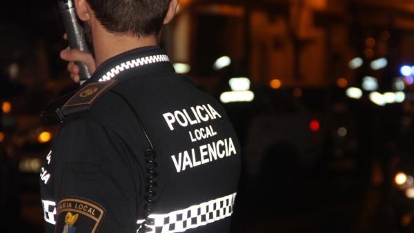 Detenido por intentar abusar de su hija, que acabó huyendo por la ventana y colgándose del tendedero Detenido por intentar abusar de su hija, que acabó huyendo por la ventana y colgándose del tendedero
