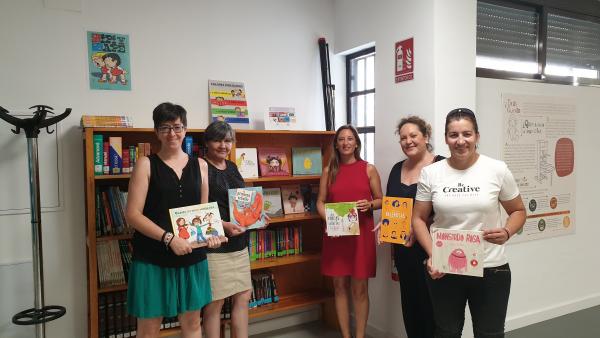 Presentación del Espacio Violeta de la biblioteca municipal. Presentación del Espacio Violeta de la biblioteca municipal.