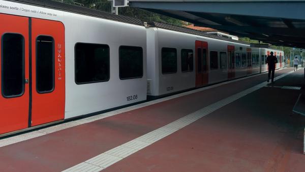 Tren de FGC, Ferrocarrils de la Generalitat de Catalunya. Tren de FGC, Ferrocarrils de la Generalitat de Catalunya.