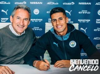 Txiki Begiristain y Joao Cancelo