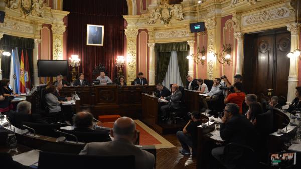 PLeno en el Ayuntamiento de Ourense. PLeno en el Ayuntamiento de Ourense.