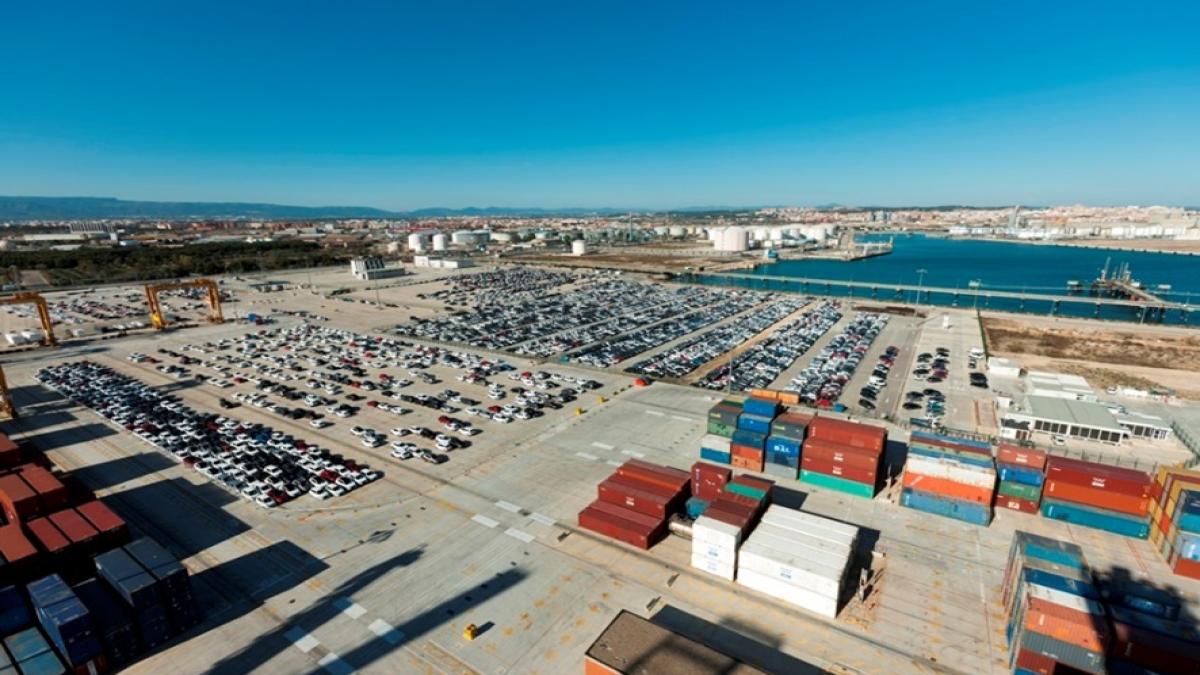 El Puerto de Tarragona es el que mejora más su puntuación en tráfico de vehículos El Puerto de Tarragona es el que mejora más su puntuación en tráfico de vehículos