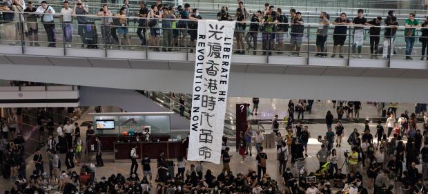 Protestas aeropuerto Hong Kong