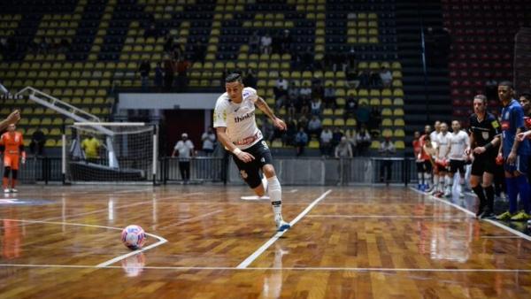 Asesinan al jugador de fútbol sala Douglas Nunes Asesinan al jugador de fútbol sala Douglas Nunes