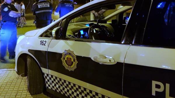 Coche de la Policía Local de Elche Coche de la Policía Local de Elche