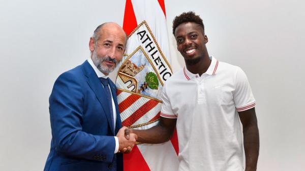 El presidente del Athletic Club de Bilbao, Aitor Elizegi, y el jugador Iñaki Williams El presidente del Athletic Club de Bilbao, Aitor Elizegi, y el jugador Iñaki Williams