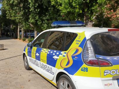 Coche de Policía Local de Sevilla
