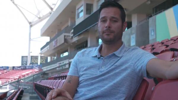 Mike Petke, despedido del Real Salt Lake por un ataque homófobo Mike Petke, despedido del Real Salt Lake por un ataque homófobo