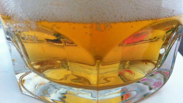Imagen de recurso de un vaso de cerveza. Imagen de recurso de un vaso de cerveza.