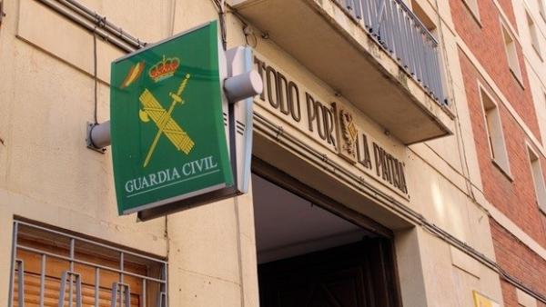 Vehículos y explosivos de la Guerra Civil, en el estand de la Guardia Civil de Albacete en Expovicaman Vehículos y explosivos de la Guerra Civil, en el estand de la Guardia Civil de Albacete en Expovicaman