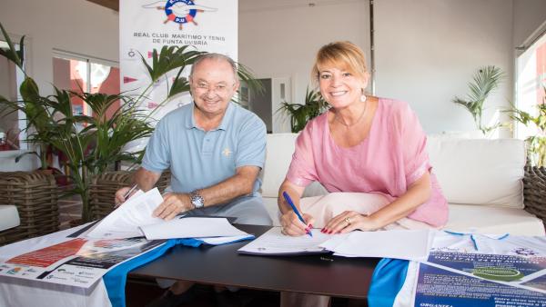 Pilar Miranda junto a Jorge Díaz Rivas. Pilar Miranda junto a Jorge Díaz Rivas.