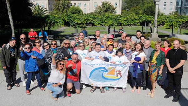 La directora de Turismo de Galicia, Nava Castro, recibe a un grupo de peregrinos integrado por personas con incapacidad La directora de Turismo de Galicia, Nava Castro, recibe a un grupo de peregrinos integrado por personas con incapacidad