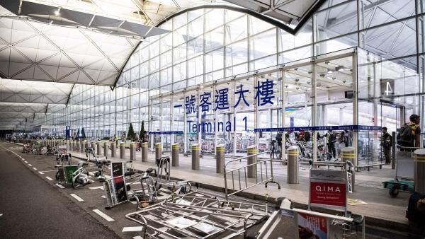 El aeropuerto de Hong Kong El aeropuerto de Hong Kong