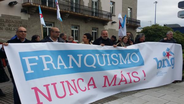 Concentración del BNG para reclamar el Pazo de Meirás Concentración del BNG para reclamar el Pazo de Meirás