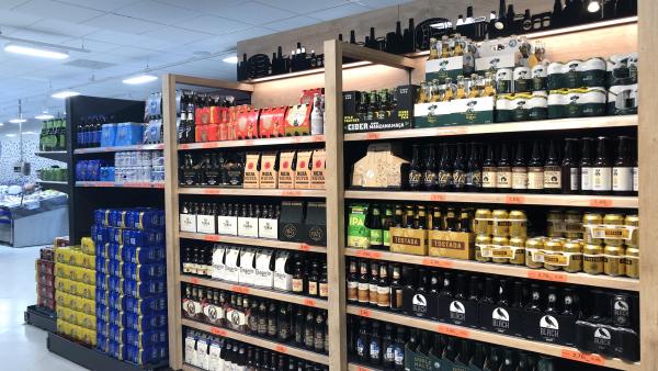 Mercadona refuerza su oferta en cerveza con 40 proveedores y nuevas referencias artesanales Mercadona refuerza su oferta en cerveza con 40 proveedores y nuevas referencias artesanales
