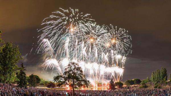 Fuegos artificiales. Fuegos artificiales.