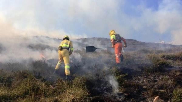 Extinción de incendios forestales Extinción de incendios forestales