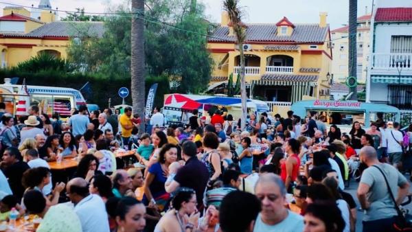 Foodtruck La Cala del Moral, en Rincón de la Victoria Foodtruck La Cala del Moral, en Rincón de la Victoria