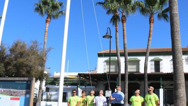 Bandera de accesibilidad universal en playas de Mijas Bandera de accesibilidad universal en playas de Mijas