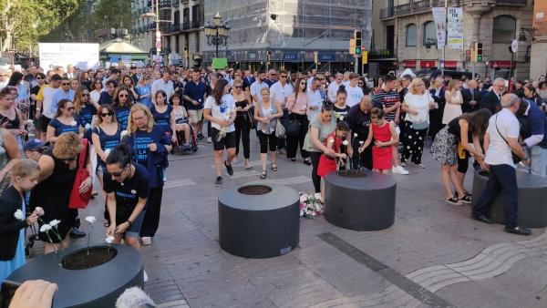 Acto en recuerdo a las víctimas del 17-A en Barcelona Acto en recuerdo a las víctimas del 17-A en Barcelona