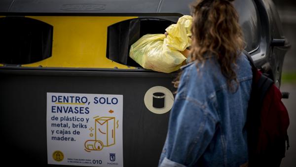 Contenedor, basura, reciclar Contenedor, basura, reciclar