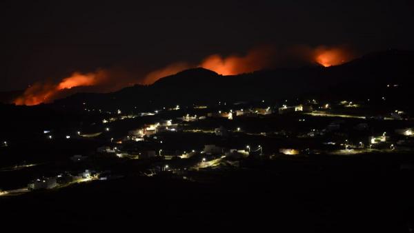 Incendio de Gran Canaria durante la noche Incendio de Gran Canaria durante la noche