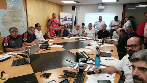 Reunión de coordinación del incendio de Gran Canaria Reunión de coordinación del incendio de Gran Canaria