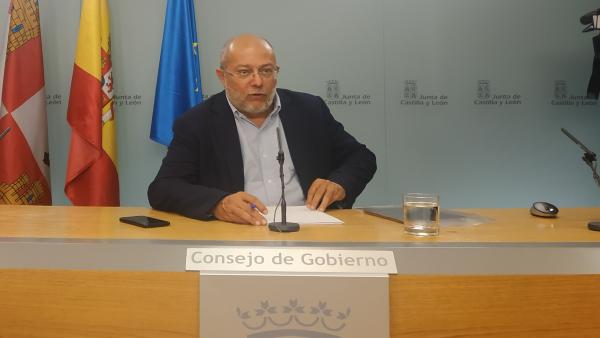 CyL promete 'pelea' por la armonización fiscal contra Madrid, Euskadi, Navarra 'y quien haga falta' CyL promete 'pelea' por la armonización fiscal contra Madrid, Euskadi, Navarra 'y quien haga falta'