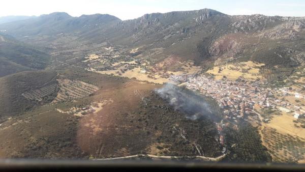 Incendio declarado en el término municipal de Solana del Pino Incendio declarado en el término municipal de Solana del Pino