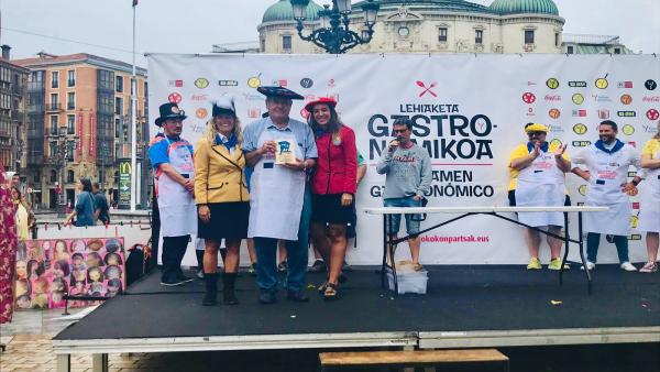 Entrega de los premios del concurso vegetariano en la Aste Nagusia de Bilbao Entrega de los premios del concurso vegetariano en la Aste Nagusia de Bilbao