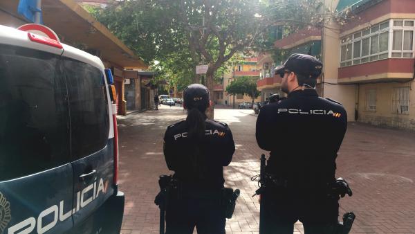 Agentes de la Policía Nacional en imagen de archivo. Agentes de la Policía Nacional en imagen de archivo.