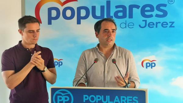 Antonio Saldaño en rueda de prensa Antonio Saldaño en rueda de prensa