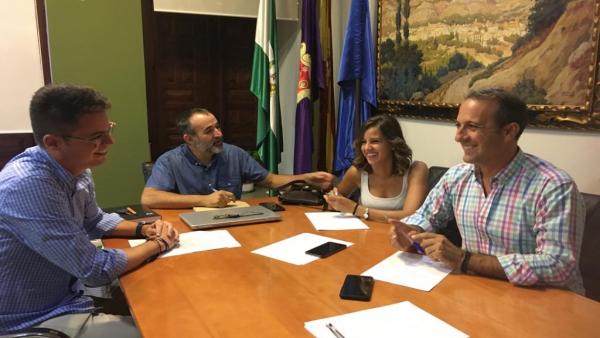 Encuentro para preparar la jornada 'Jaén destino aventura'. Encuentro para preparar la jornada 'Jaén destino aventura'.