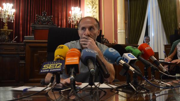 El alcalde de Ourense, Gonzalo Pérez Jácome, en rueda de prensa. El alcalde de Ourense, Gonzalo Pérez Jácome, en rueda de prensa.