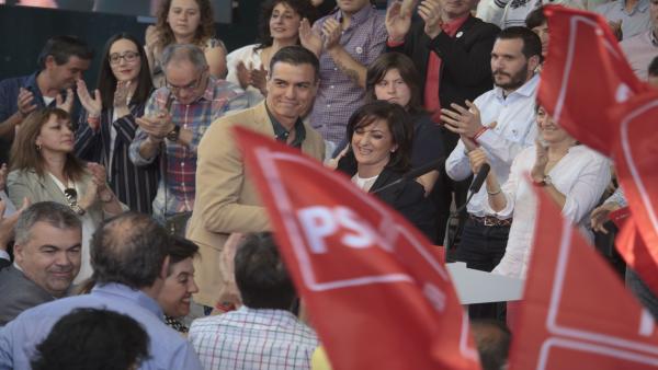 Pedro Sánchez y Concha Andreu en un acto del PSOE en Logroño Pedro Sánchez y Concha Andreu en un acto del PSOE en Logroño