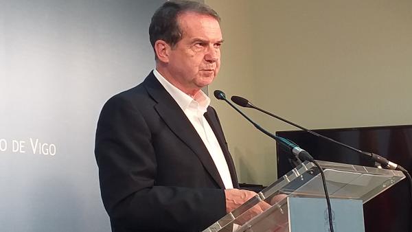 El alcalde de Vigo, Abel Caballero, en una rueda de prensa. El alcalde de Vigo, Abel Caballero, en una rueda de prensa.