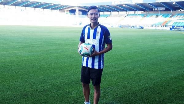 El chino Leilei Gao ficha por la Ponferradina El chino Leilei Gao ficha por la Ponferradina