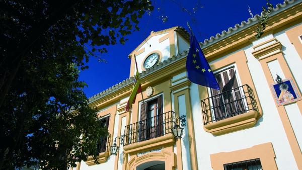 Fachada del Ayuntamiento de Guillena Fachada del Ayuntamiento de Guillena
