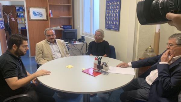Reunión con vecinos de la Losa. Reunión con vecinos de la Losa.