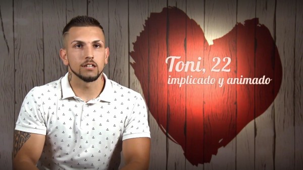 Toni, el comensal de 'First Dates' que ha generado multitud de críticas por sus comentarios homófobos Toni, el comensal de 'First Dates' que ha generado multitud de críticas por sus comentarios homófobos