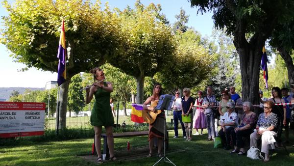 Homenaje a los fusilados en Valcaldera en el solar de la antigua cárcel de Pamplona Homenaje a los fusilados en Valcaldera en el solar de la antigua cárcel de Pamplona