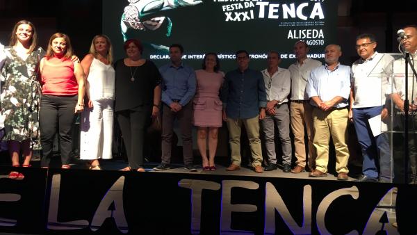 Autoridades en la gala de la fiesta de la tenca. Autoridades en la gala de la fiesta de la tenca.
