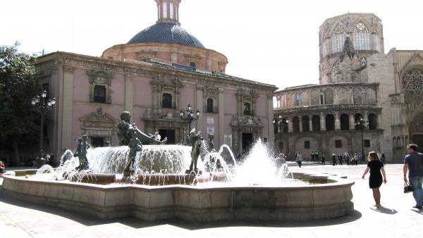 Imagen de la Plaza de la Virgen de Valencia Imagen de la Plaza de la Virgen de Valencia