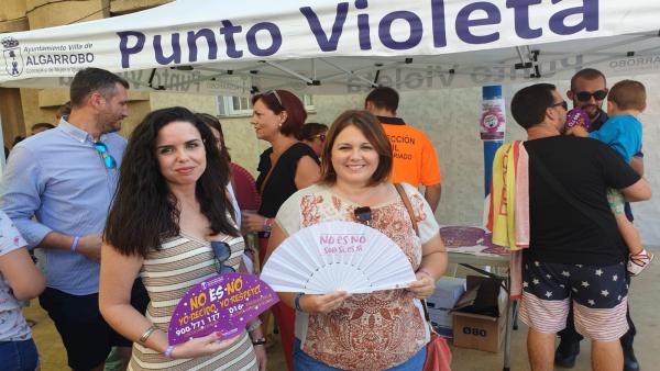 La diputada Natacha Rivas visita el Punto Violeta de la Feria de Mezquitilla. La diputada Natacha Rivas visita el Punto Violeta de la Feria de Mezquitilla.